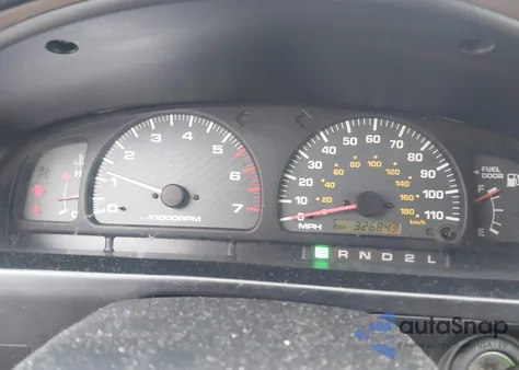 2000 Toyota 4Runner Sr5 V6 z USA, uszkodzony, nr VIN JT3GN86R7Y0167797